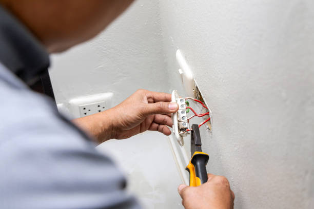 Best Ceiling Fan Installation Electrician  in Riverdale, CA